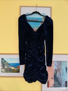 Elegant Ruched Velvet Mini Dress - Navy Blue